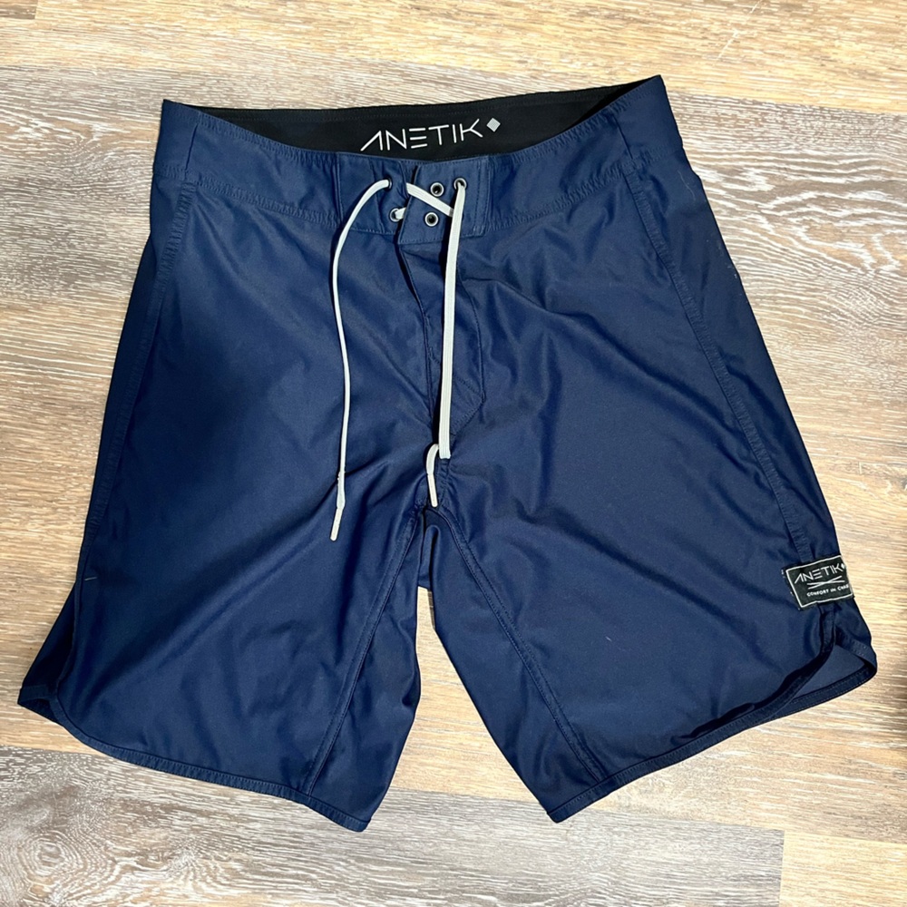 Anetik men’s board shorts size 29